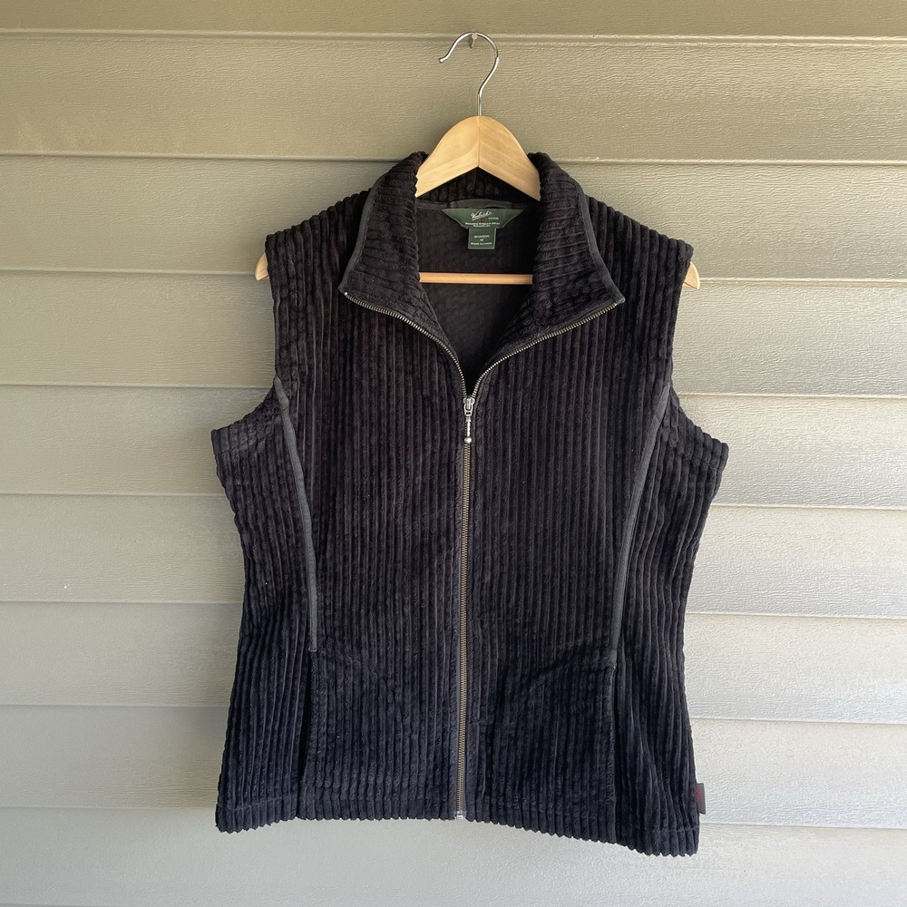 Woolrich size Medium Women's Black Corduroy Full Zip Vest